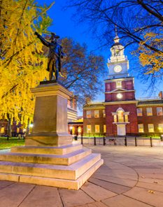 Photo of Independence Hall in Philadelphia, PA, a city served by Trailways bus service